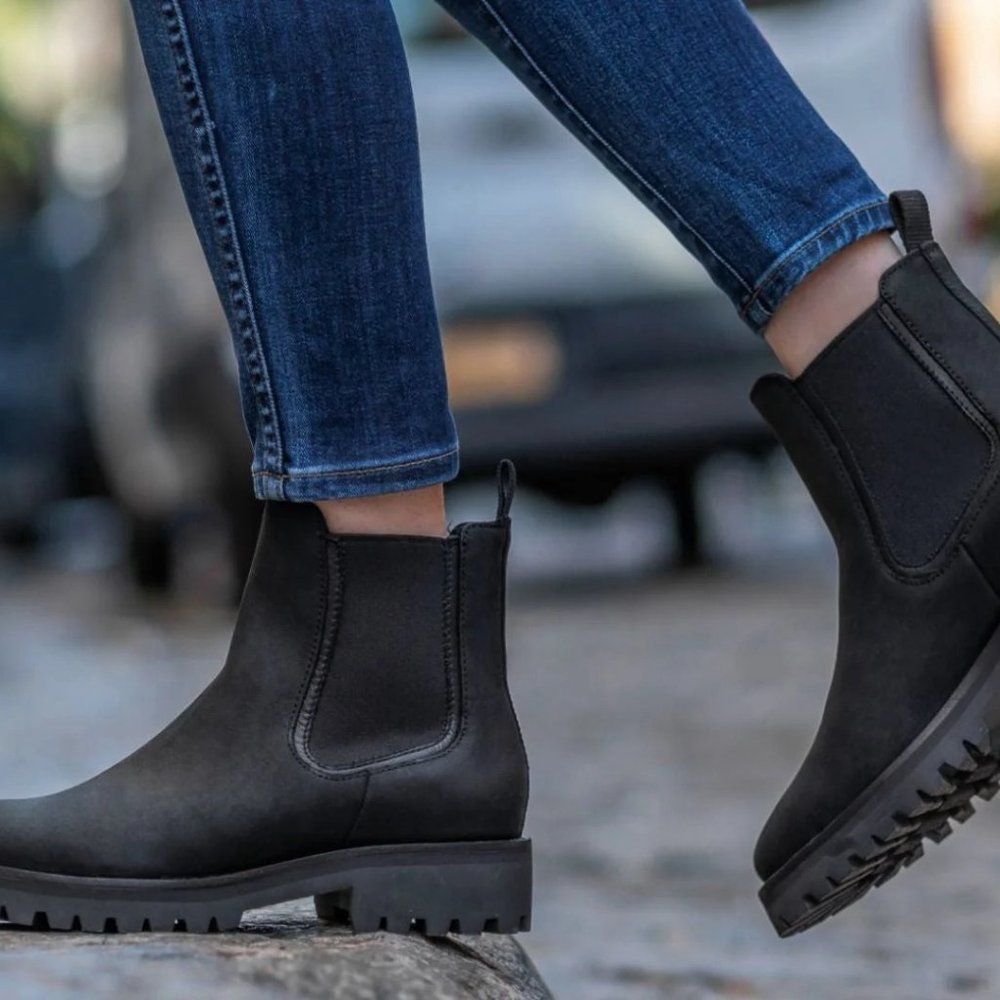 NEW! Thursday Boots Legend